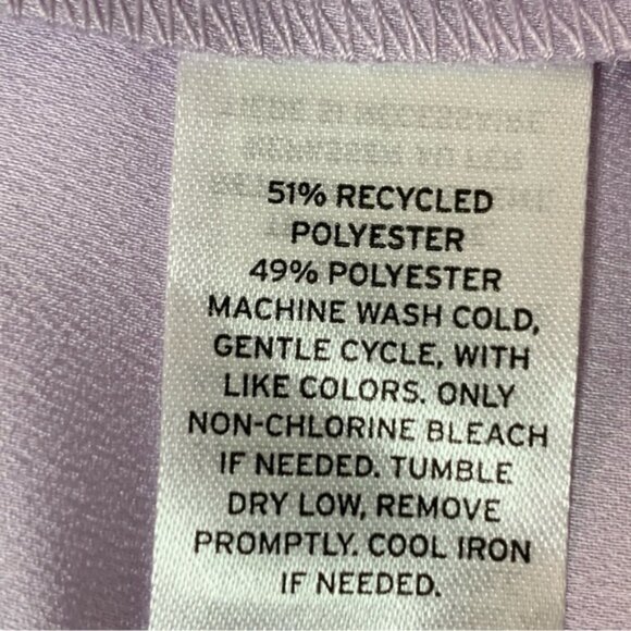 NORDSTROM V-Neck Tank Top - Picture 10 of 10